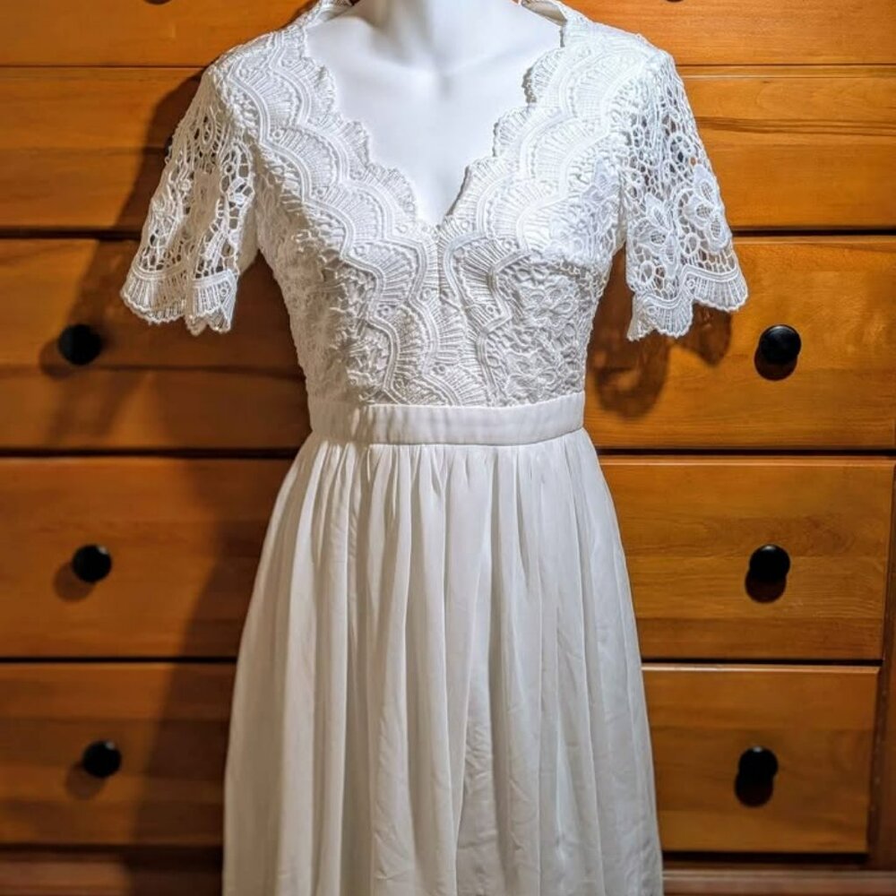 Lulu’s Angel in Disguise White‎ Lace Skater Dress XS Bridal Shower Graduation